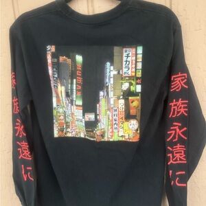 EUC Mens La Familia Tokyo City Black Long Sleeve Mens Size Medium